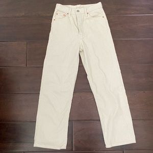 Levi’s Ribcage Straight Ankle Corduroy Pants
